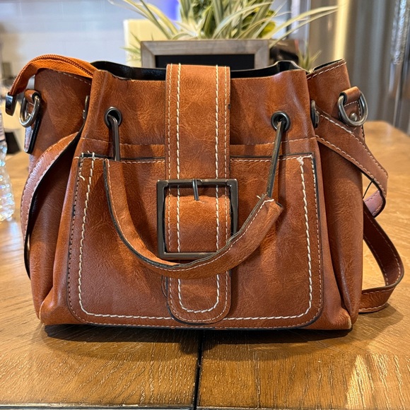 Stylish Brown Real Leather Shoulder Bag from Boutique - Picture 9 of 9